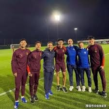 图片报：尤文和费内巴切想冬窗签磁卡，但球员不考虑提前离队